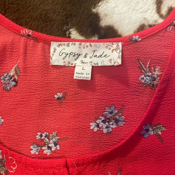 Gypsy and Jade large tank style blouse - Picture 3 of 8